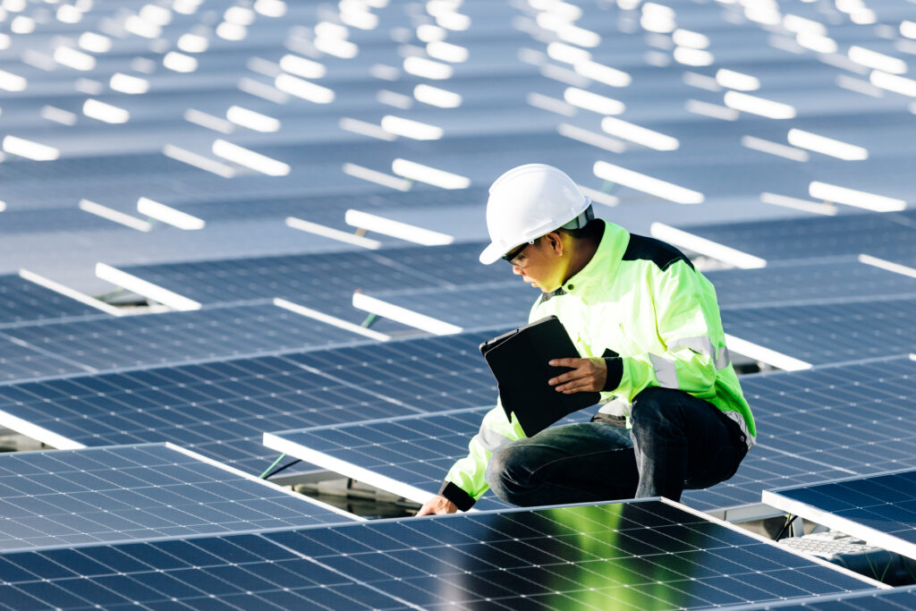 asian-engineer-with-digital-tablet-his-hand-who-plans-expand-plant-with-solar-panels-1024x683-1