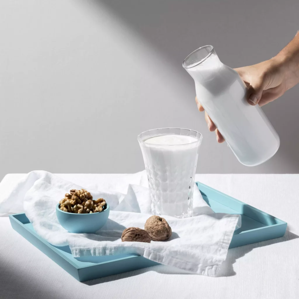 過期牛奶別急著丟！4大實用妙用曝光：清潔、保養樣樣行