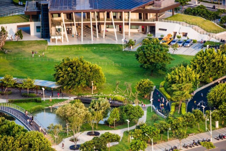 坐收中路、戶政、武陵三區優勢 「昕和一瑀」揭開最好生活秘境