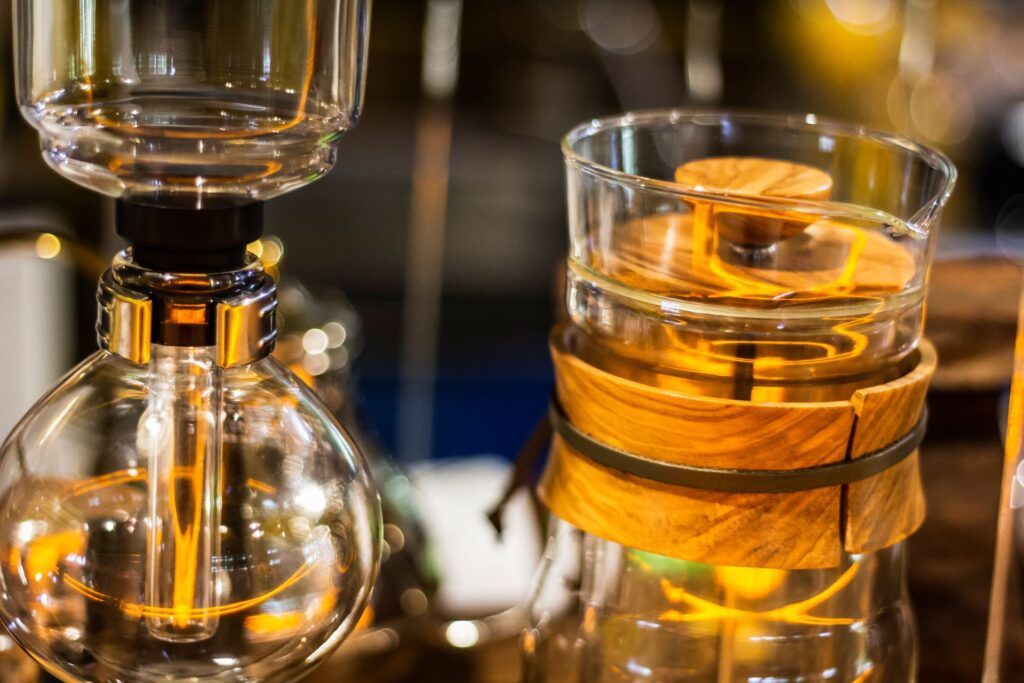 close-up-wine-glass-table-1024x683-1