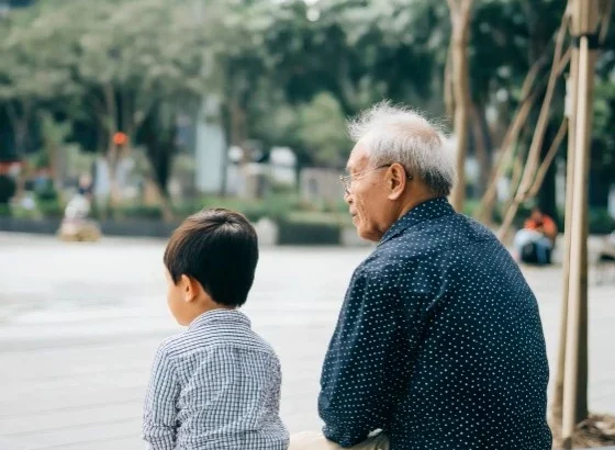 台灣人口恐加速縮水！國發會估2045年跌破2000萬　2075年老年人口過半