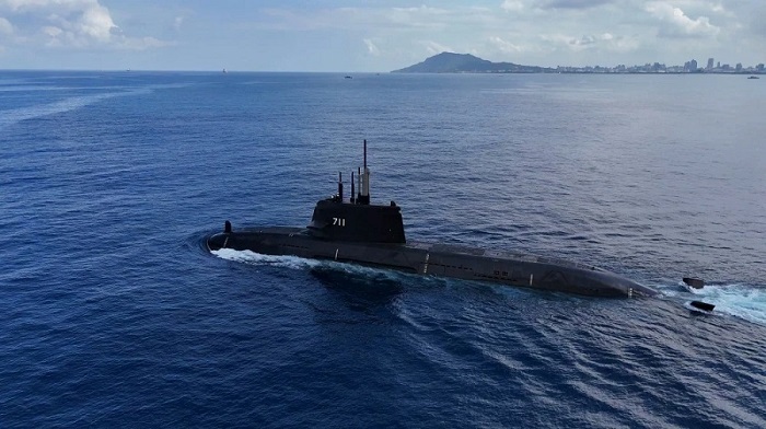海鯤軍艦首次潛航測試　潛艦國造航向新里程
