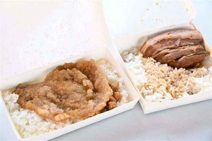 活動準備多款免費豚肉料理。（彰化縣政府提供）