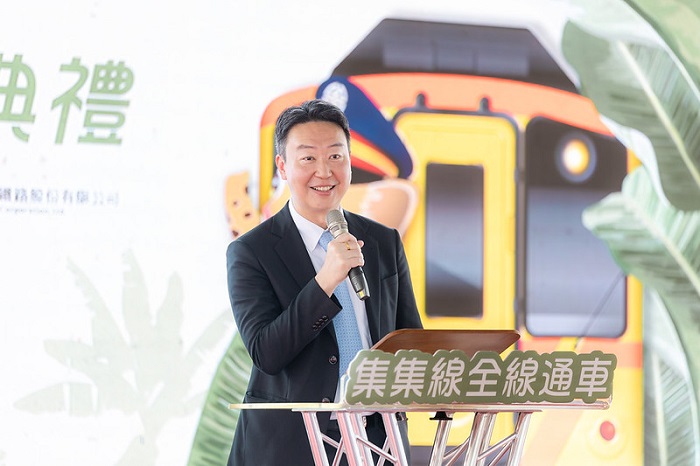 交通部陳世凱部長則表示，今日更進一步提前達成全線通車的重大目標，代表集集線以更安全、更穩定的運輸品質重新回到大家的生活。（圖/總統府提供)
