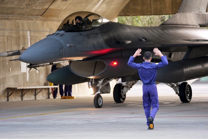 國軍春節加強戰備　F-16V戰機與防空部隊嚴密守護領空