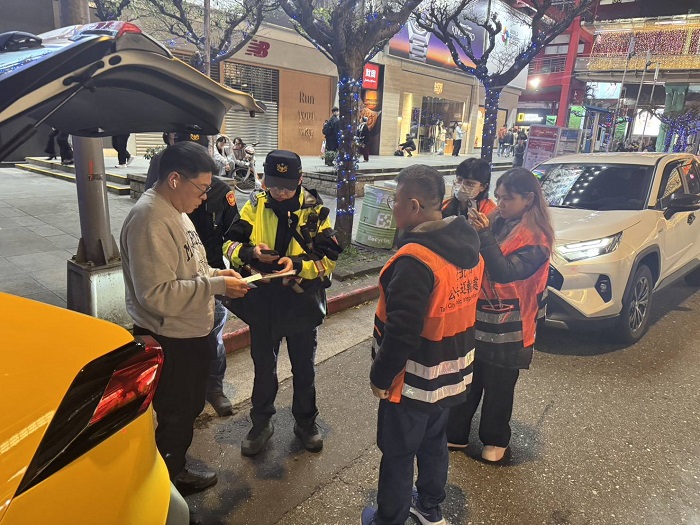 計程車違規喊價 北市加強稽查信義區夜店周邊