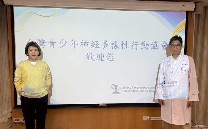 甄瑞興(右)盛寶嘉(左)夫妻。(圖/甄瑞興提供)