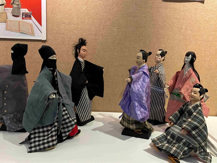 早稻田藝廊展區的日治時期戲偶（臺灣文化中心提供）