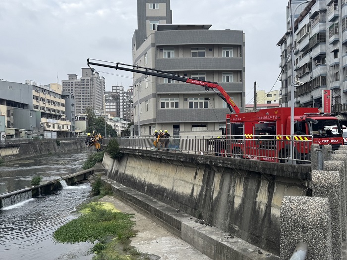 中市消防車汰換率創新高-特搜隊榮獲國家重型認證。（圖/台中市政府消防局）